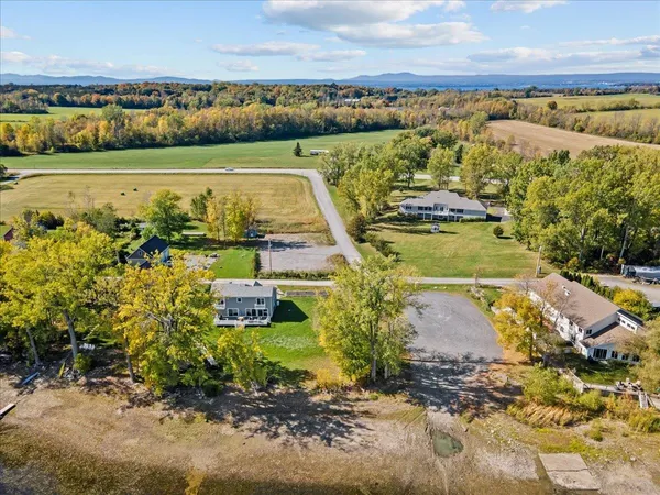 $1,500,000 | 36 Sunrise Drive, South Hero, VT 05486