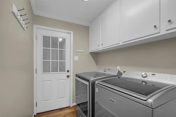 $3,900 | 10051 Meadow Lake Lane, Houston, TX 77042