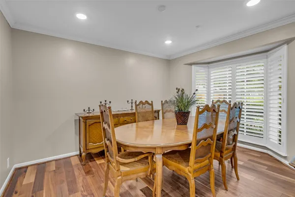 $3,900 | 10051 Meadow Lake Lane, Houston, TX 77042