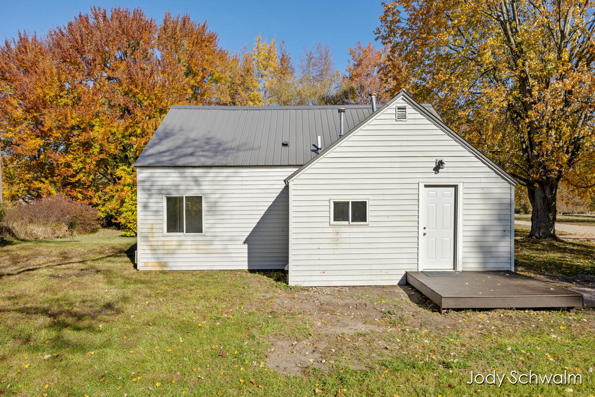 3105 Sweeter Road Muskegon, MI 49445 - Photo 28 of 37 IMG_1007