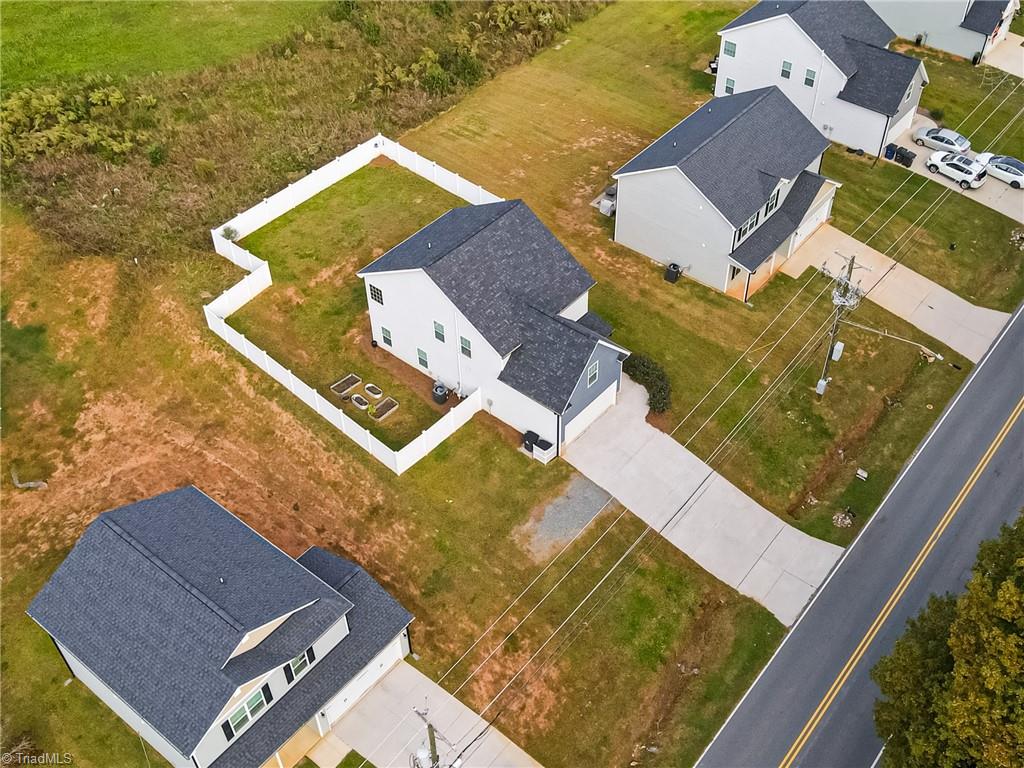 2486 Griffith Road Winston-Salem, NC 27103 - Photo 32 of 43