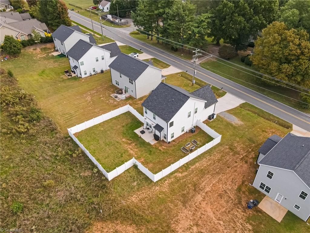 2486 Griffith Road Winston-Salem, NC 27103 - Photo 34 of 43