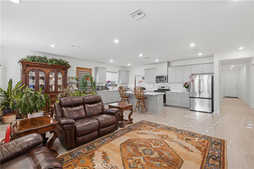 7675 Orangebrook Cove Riverside, CA 92507 - Photo 6 of 30