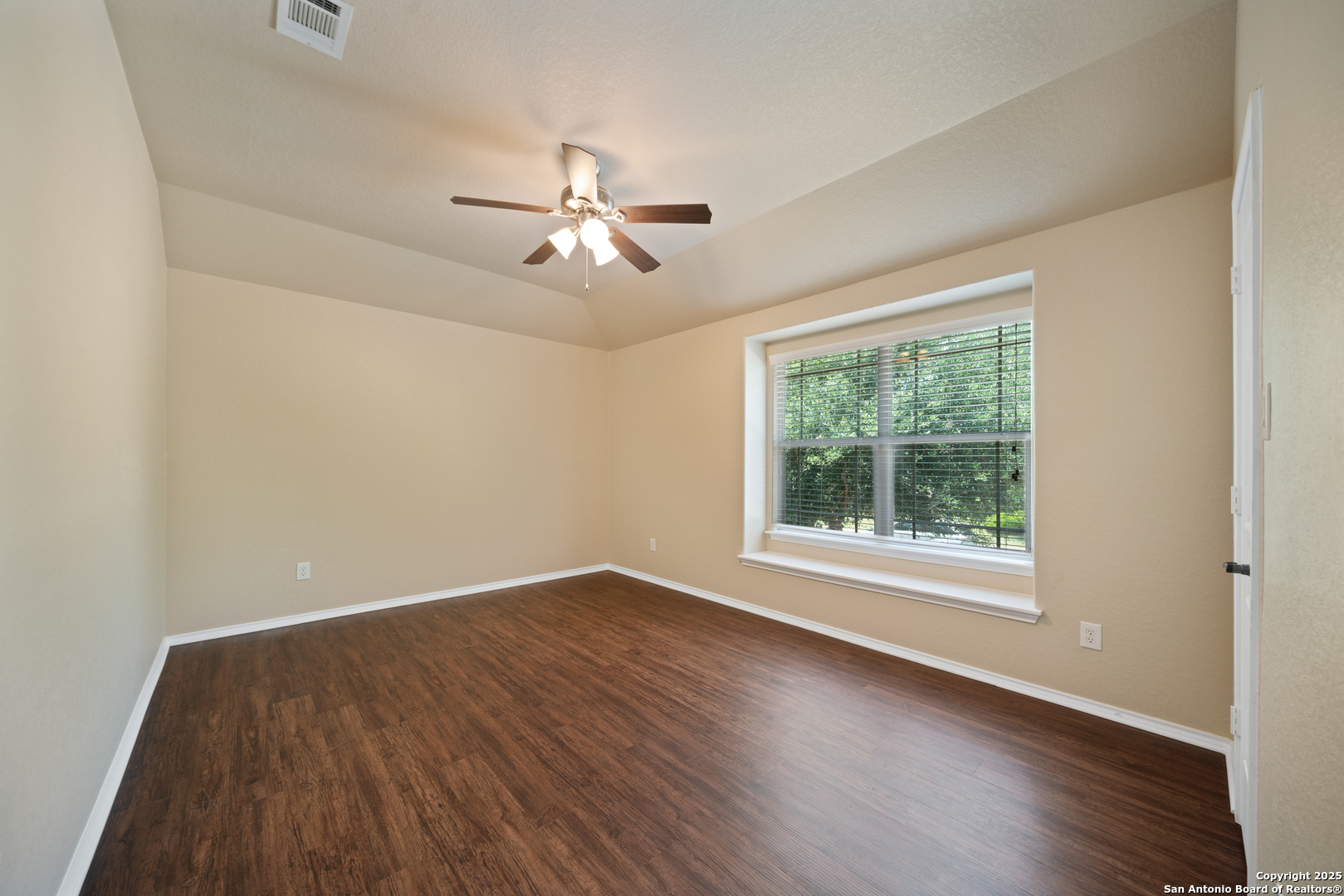 417 Cattle Run Cibolo, TX 78108 - Photo 21 of 29