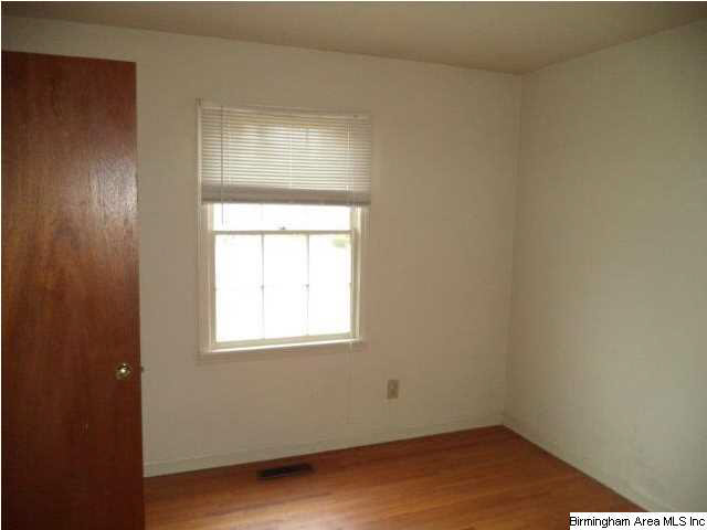 1833 Dorchester Road Birmingham, AL 35210 - Photo 9 of 12