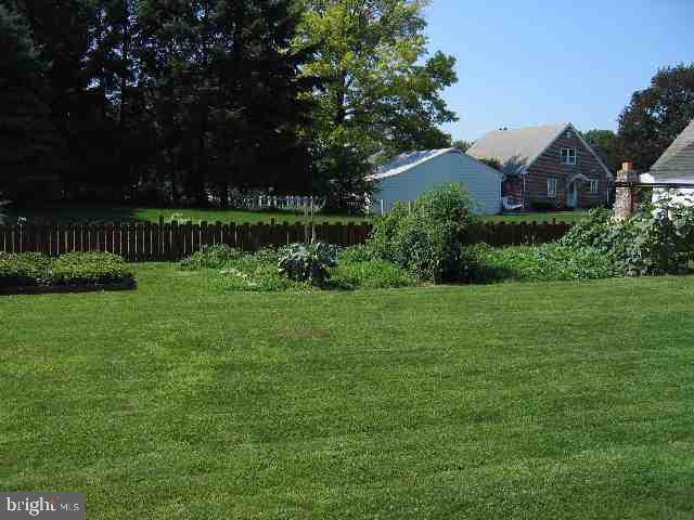 802 Fishburn Road Hershey, PA 17033 - Photo 2 of 9 Gallery Image 2