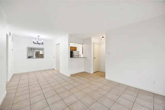 $1,175 | 2120 El Paseo Street, Unit 803, Houston, TX 77054