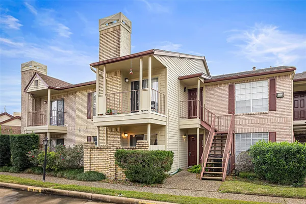 $1,150 | 2120 El Paseo Street, Unit 803, Houston, TX 77054