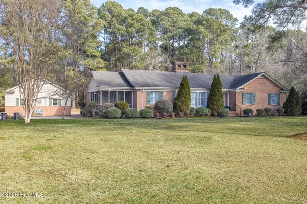 $415,000 | 115 Horniblow Point Road, Edenton, NC 27932