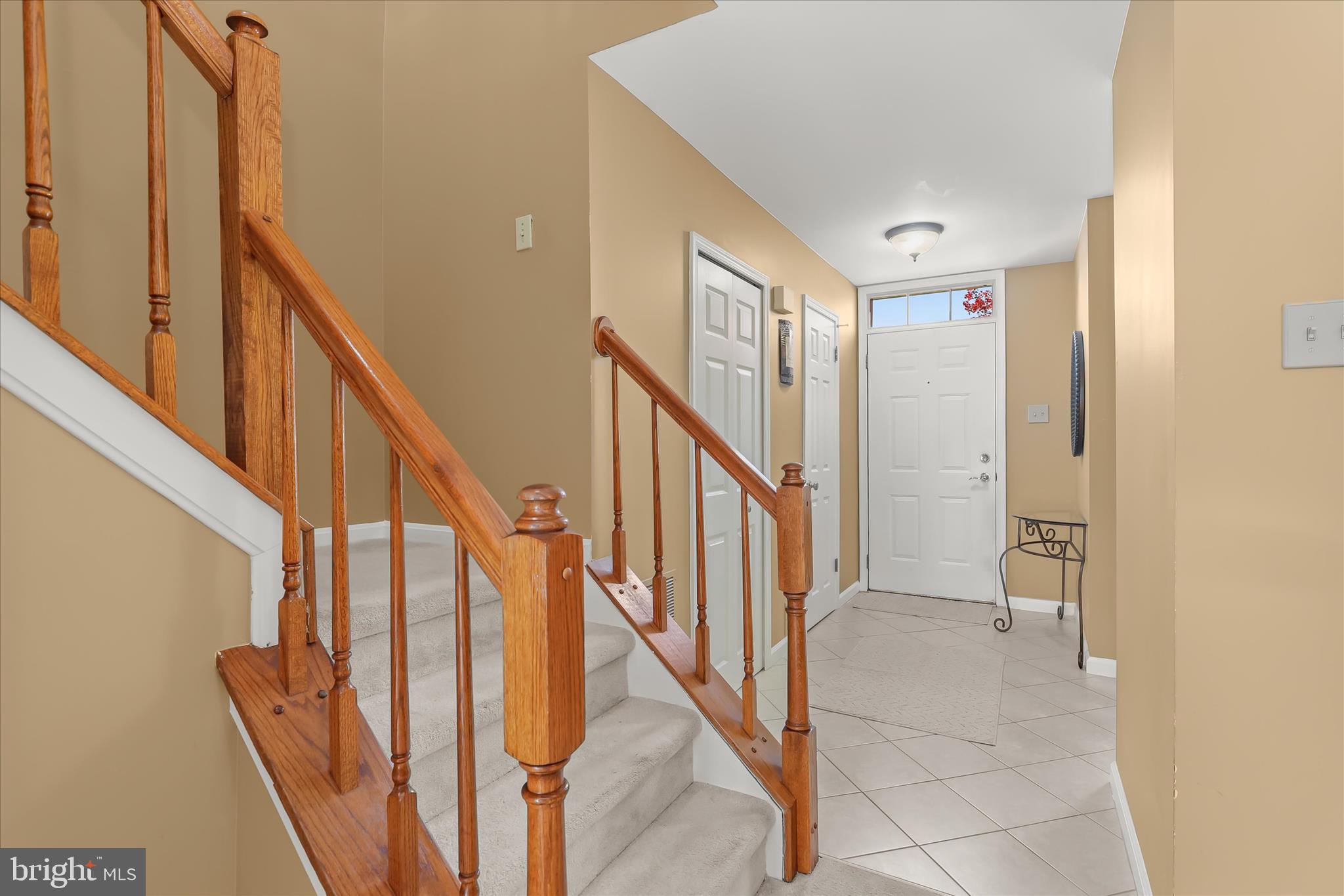 3715 Foxford Stream Road Baltimore, MD 21236 - Photo 3 of 35 Foyer