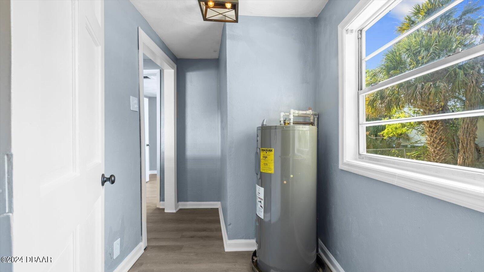 269 Selden Avenue Ormond Beach, FL 32174 - Photo 18 of 41 a view of a hallway with a window
