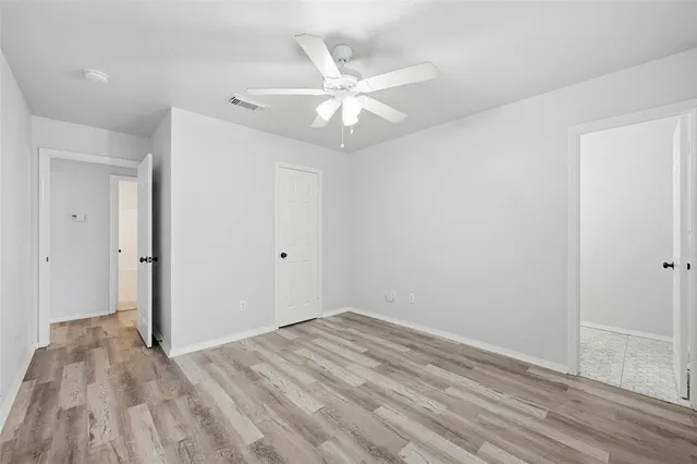 $1,100 | 607 Oldham Street, Bonham, TX 75418