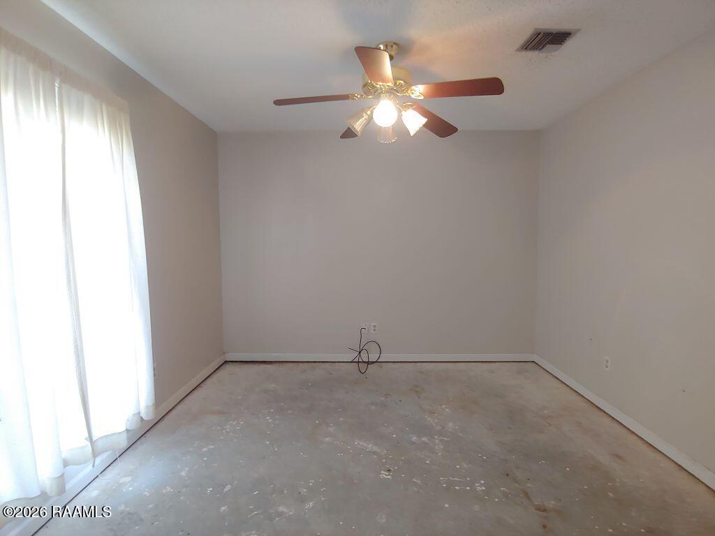 106 Pigeon Loop Lafayette, LA 70508 - Photo 17 of 29 17 Bedroom 2