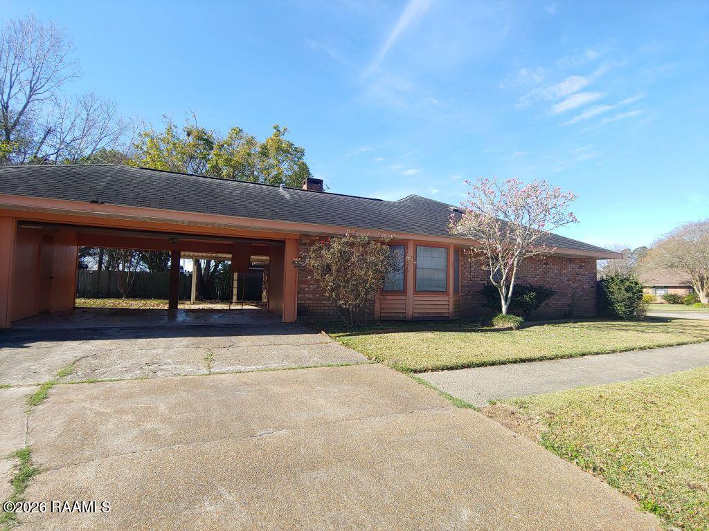 106 Pigeon Loop Lafayette, LA 70508 - Photo 28 of 29 28 SIde View