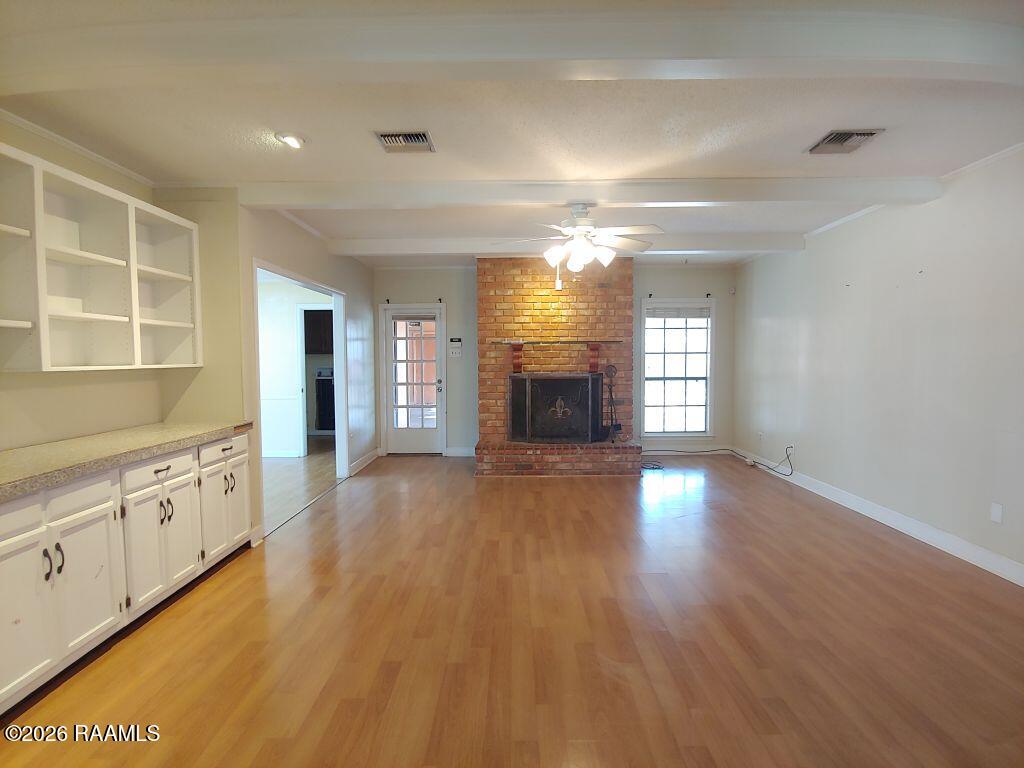 106 Pigeon Loop Lafayette, LA 70508 - Photo 4 of 29 4 Living Room