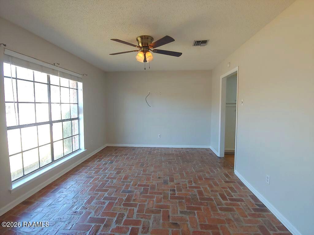 106 Pigeon Loop Lafayette, LA 70508 - Photo 9 of 29 9 Dining Room
