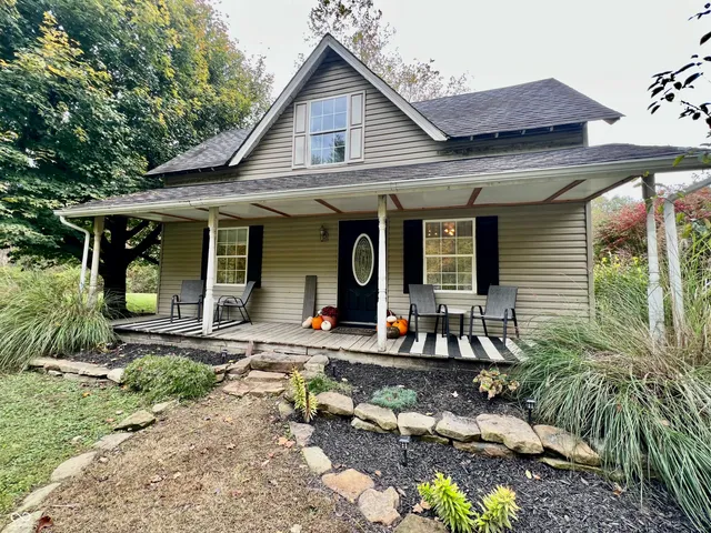 $279,900 | 7693 South Bob Allen Road, Freetown, IN 47235