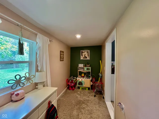 $279,900 | 7693 South Bob Allen Road, Freetown, IN 47235