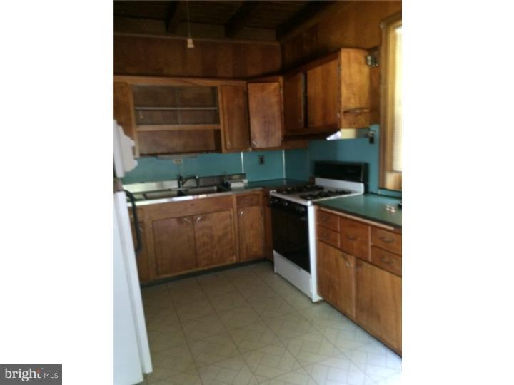 6156 Covered Bridge Road Pipersville, PA 18947 - Photo 4 of 15 Kitchen