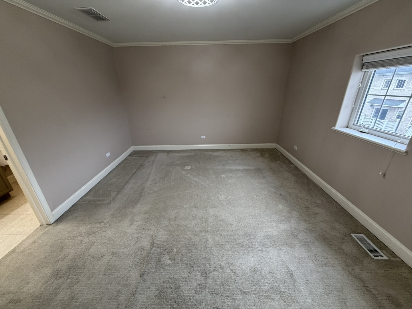 183 North Des Plaines River Road, Unit E2 Des Plaines, IL 60016 - Photo 11 of 25