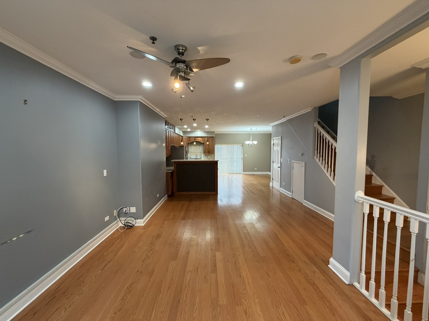 183 North Des Plaines River Road, Unit E2 Des Plaines, IL 60016 - Photo 2 of 25