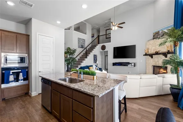 $3,675 | 6017 Mango Drive, Sanger, TX 76266