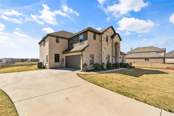 $3,675 | 6017 Mango Drive, Sanger, TX 76266