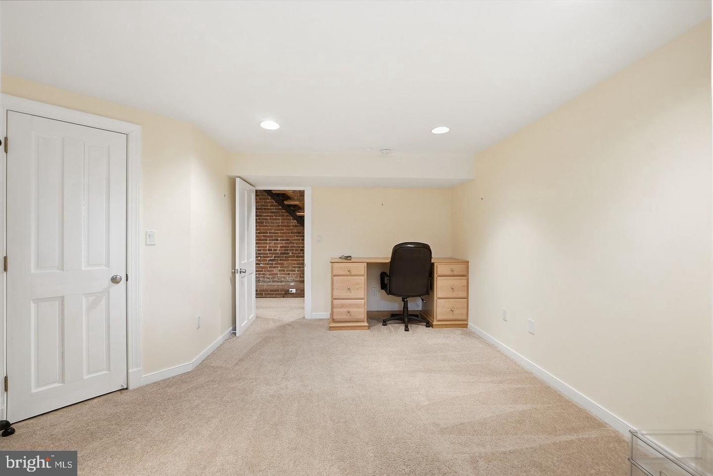 949 S Street Northwest Washington, DC 20001 - Photo 23 of 42