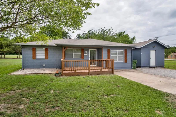 $249,000 | 412 Lee Boulevard, Pottsboro, TX 75076