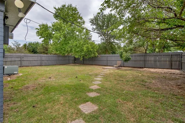 $245,000 | 412 Lee Boulevard, Pottsboro, TX 75076