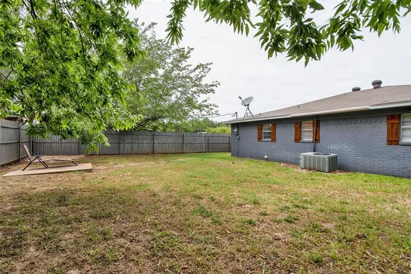 $245,000 | 412 Lee Boulevard, Pottsboro, TX 75076