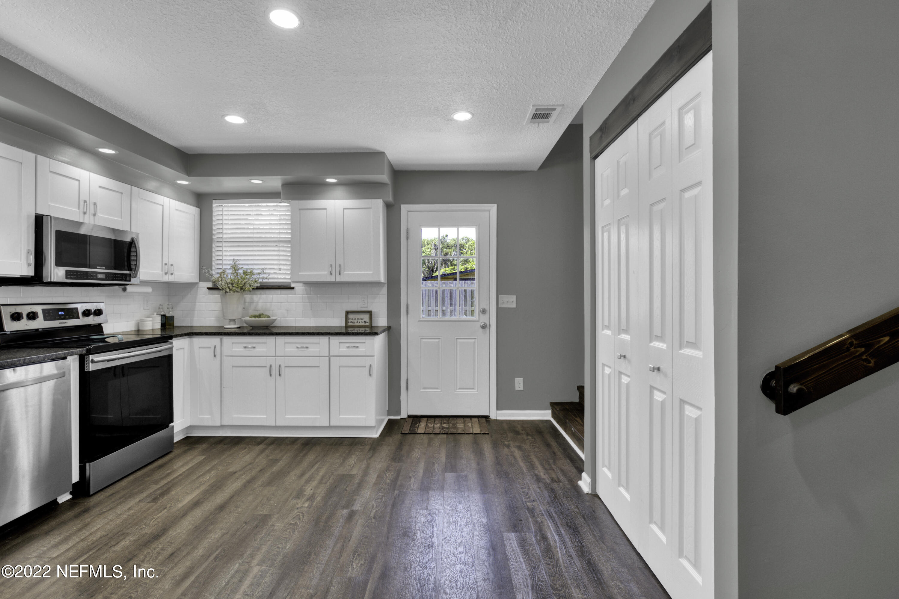 511 Aiken Road Jacksonville, FL 32216 - Photo 12 of 22 8-print-10_0825