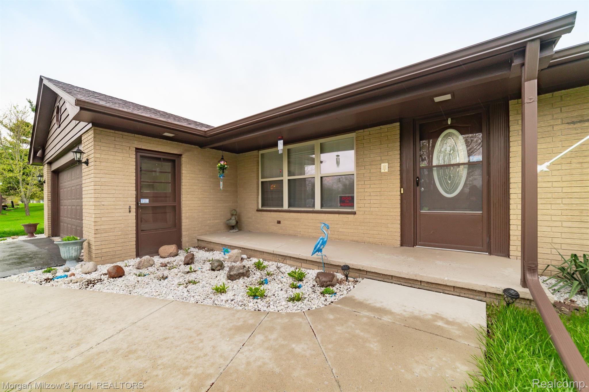 7168 Miller Road Swartz Creek, MI 48473 - Photo 2 of 39 7168 Miller Rd.jpg