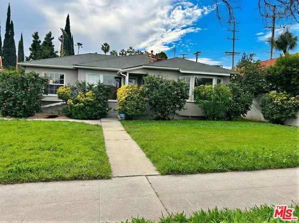 $3,499 | 16852 McCormick Street, Encino, CA 91436