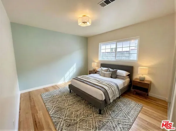 $3,499 | 16852 McCormick Street, Encino, CA 91436