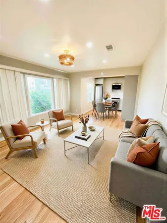 $3,499 | 16852 McCormick Street, Encino, CA 91436