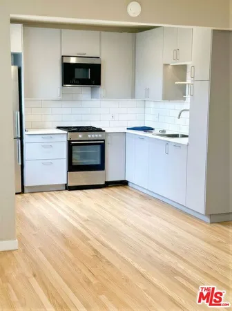 $3,499 | 16852 McCormick Street, Encino, CA 91436