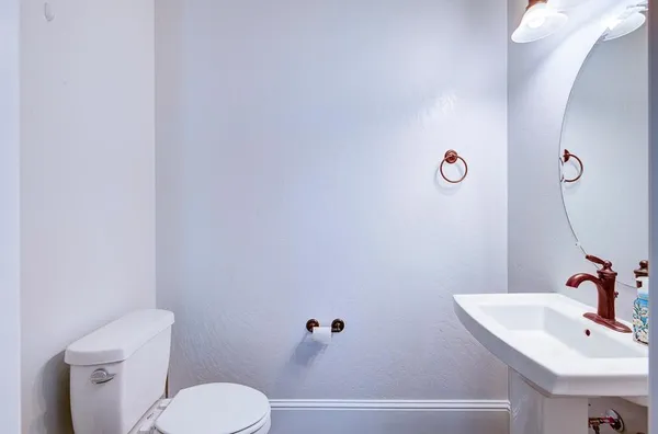 $890,000 | 4249 North Waterside Drive, Clovis, CA 93619