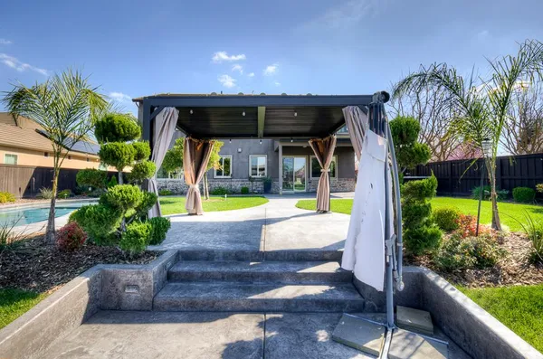 $890,000 | 4249 North Waterside Drive, Clovis, CA 93619