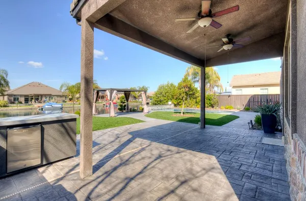 $890,000 | 4249 North Waterside Drive, Clovis, CA 93619