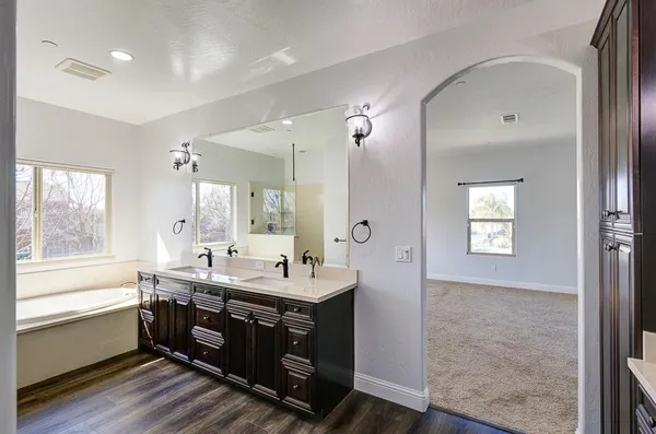 $890,000 | 4249 North Waterside Drive, Clovis, CA 93619