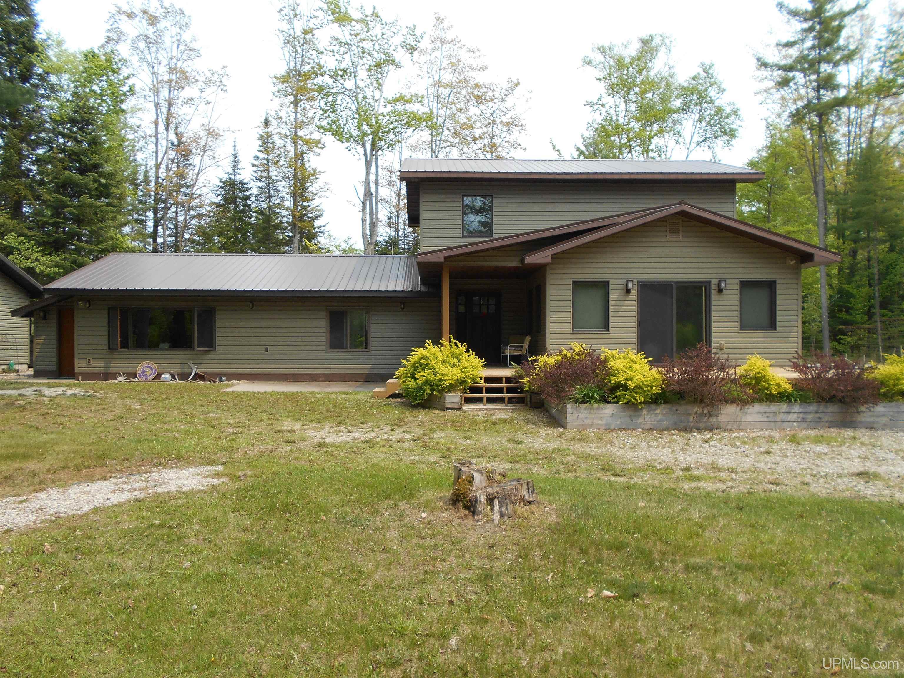 12851 Kk Road Wetmore, MI 49895 - Photo 45 of 54 Gallery Image 45