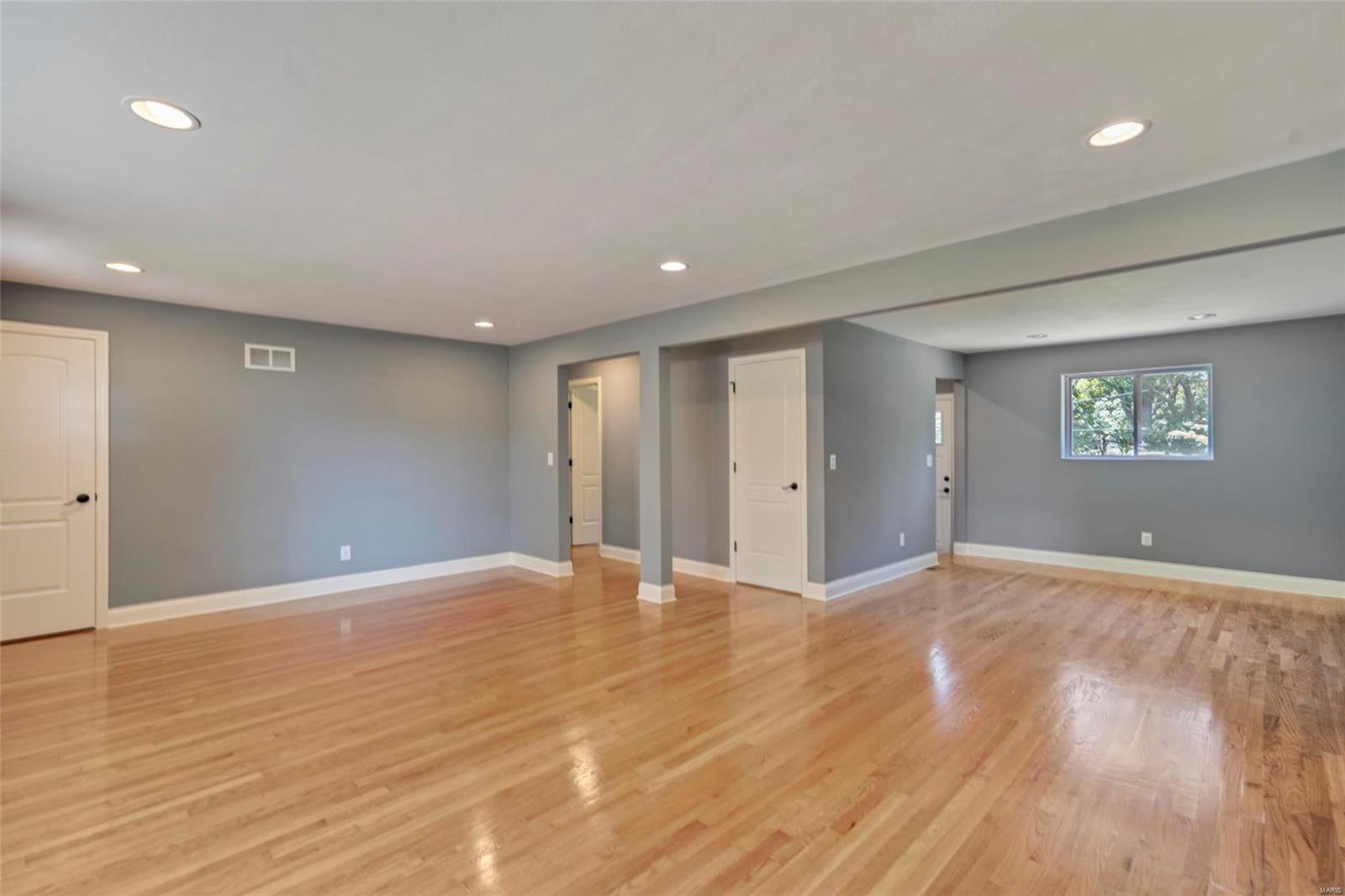 129 Holloway Road Ballwin, MO 63011 - Photo 15 of 37 Gallery Image 15
