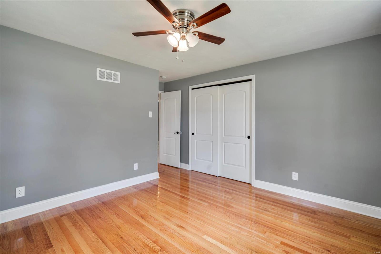 129 Holloway Road Ballwin, MO 63011 - Photo 17 of 37 Gallery Image 17