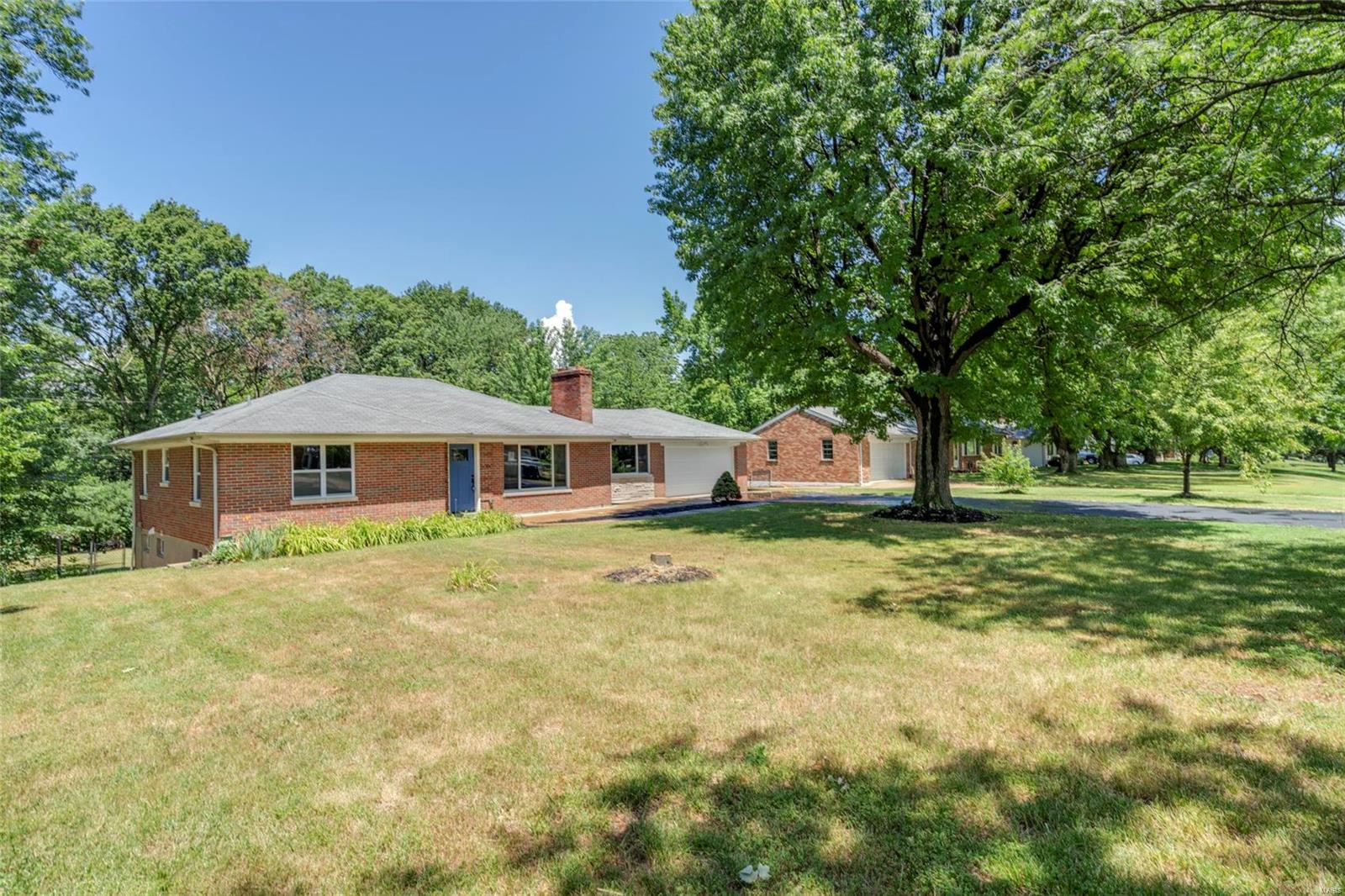 129 Holloway Road Ballwin, MO 63011 - Photo 32 of 37 Gallery Image 32