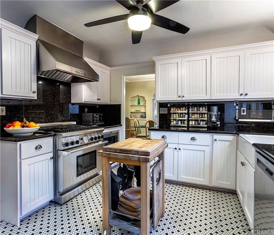 $1,135,000 | 175 Granada Avenue, Long Beach, CA 90803