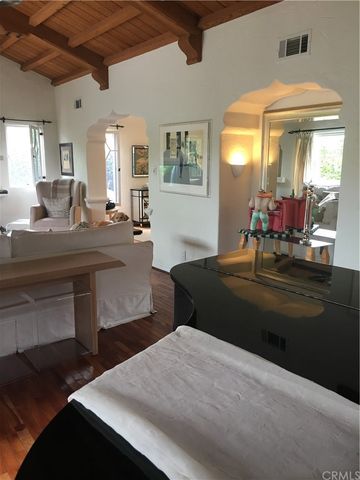 $1,135,000 | 175 Granada Avenue, Long Beach, CA 90803