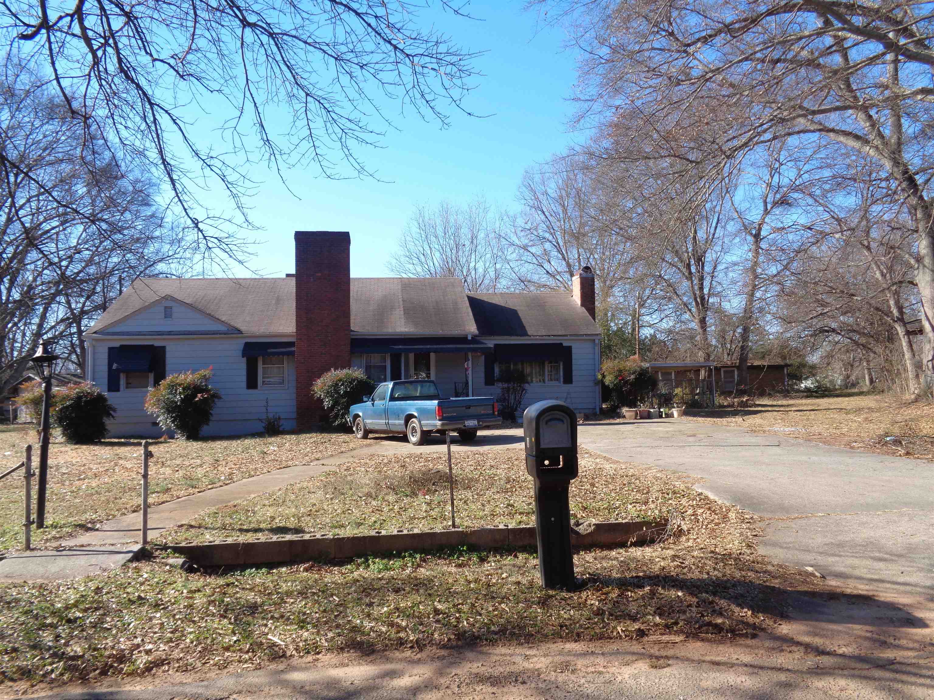 19 Pine Street Inman, SC 29349 - Photo 1 of 31