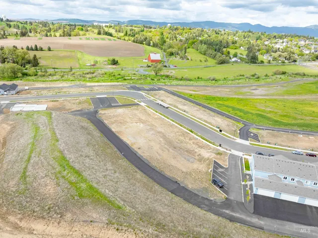 $325,000 | 2 Lots 12-16), Moscow, ID 83843