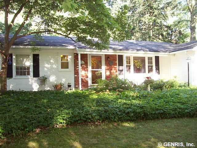94 Harvest Road Perinton, NY 14450 - Photo 1 of 1 Exterior Front